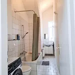 Apartment Einzigartiges Angebot - Maisonette Mit Balkon & Parkplatz, Zentral & Ruhig