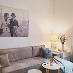 Einzigartiges Angebot - Maisonette Mit Balkon & Parkplatz, Zentral & Ruhig * Ruedesheim am Rhein