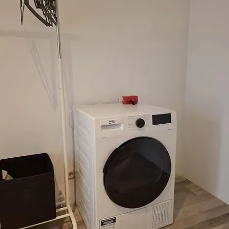 Einzigartiges Angebot - Maisonette Mit Balkon & Parkplatz, Zentral & Ruhig Apartmán *