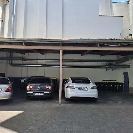 Einzigartiges Angebot - Maisonette Mit Balkon & Parkplatz, Zentral & Ruhig Rüdesheim am Rhein