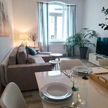 Einzigartiges Angebot - Maisonette Mit Balkon & Parkplatz, Zentral & Ruhig Lejlighed *