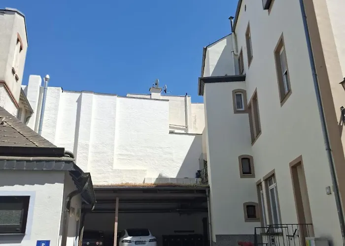 Einzigartiges Angebot - Maisonette Mit Balkon & Parkplatz, Zentral & Ruhig