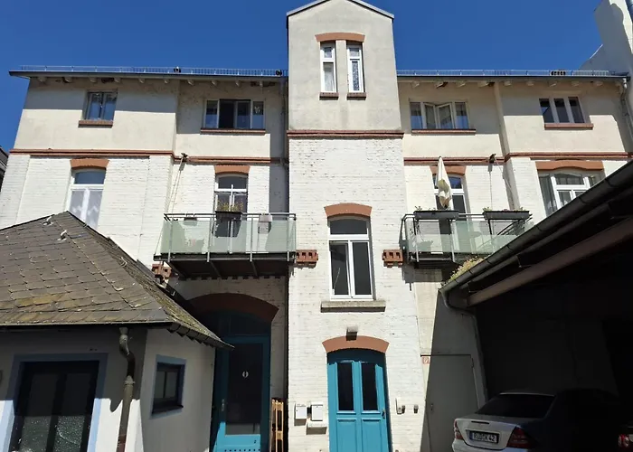 Einzigartiges Angebot - Maisonette Mit Balkon & Parkplatz, Zentral & Ruhig *