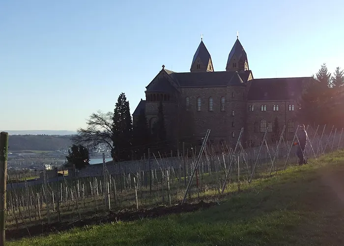 Einzigartiges Angebot - Maisonette Mit Balkon & Parkplatz, Zentral & Ruhig Appartement *