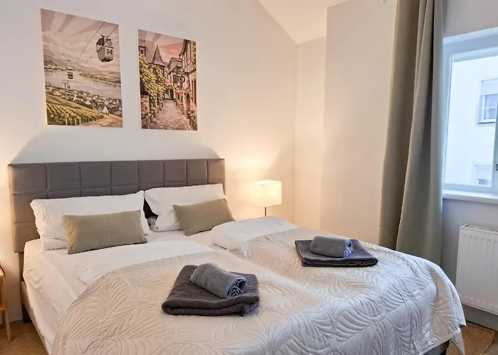 Apartamento Einzigartiges Angebot - Maisonette Mit Balkon & Parkplatz, Zentral & Ruhig Rüdesheim am Rhein